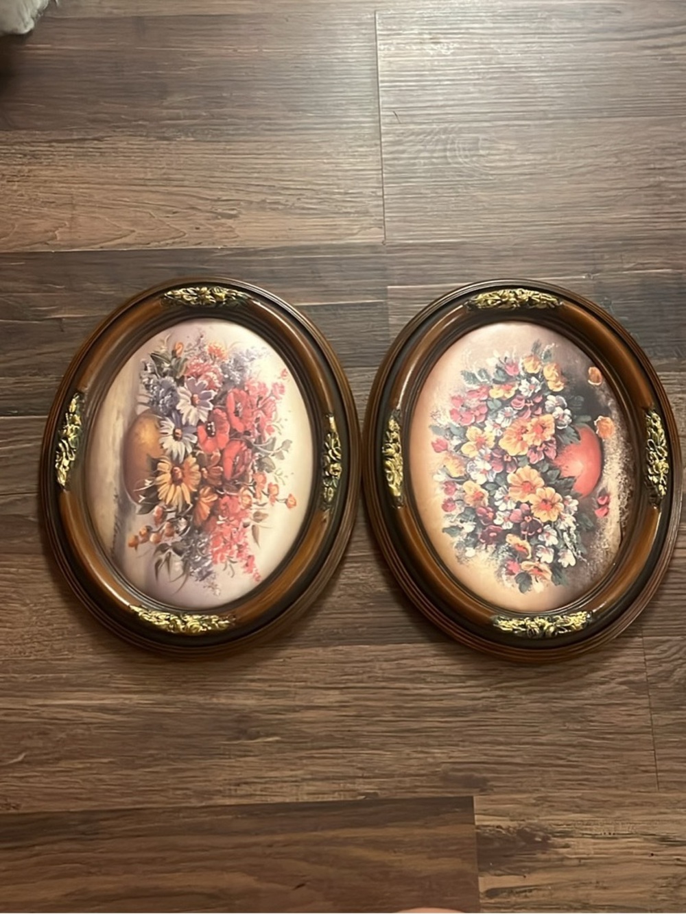 Vintage German Floral Wall Art – Handmade Oval Frames – Pair - Picture 5 of 6